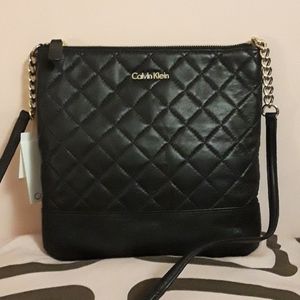 Calvin Klein Womens Black Leather Crossbody Bag
